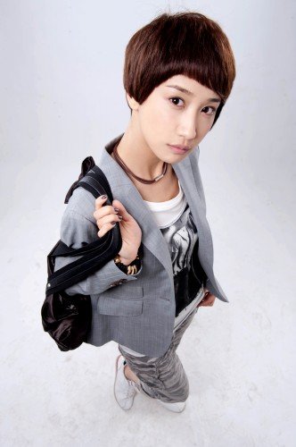 《单身公主相亲记》热播 陈彦妃变身帅气假小子