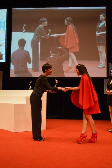 江映蓉“红”到广告界 获最具代言价值女歌手