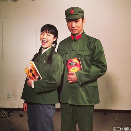 我们体被玩坏 《三体》晒张静初邢佳栋合照-