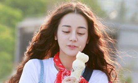 热巴专访:与盛一伦互怼就没输过 自封最强王者