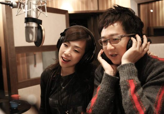 林忆莲巡回演唱会 与伦永亮接续《暖》的传递