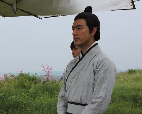 龚海铭苦恋穿越女刘南希 共谱《四手妙弹》