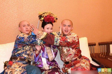  刘诗诗 初吻给 袁弘 刘诗诗 与胡歌吴奇隆等男星