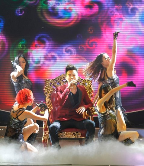 《名人堂》颁奖礼完美收官 年度新偶像各归其位