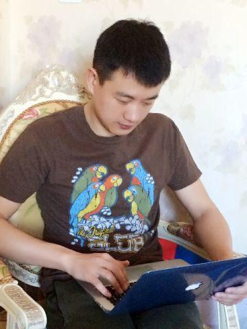 佟大为12时做客互动直播间 赞双鱼座的关悦最美