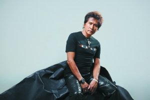 齐秦大谈往事与爱情:再不结婚要变爷爷了(图)