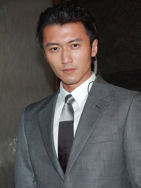 揭 谢霆锋公司 6亿身家内幕 张柏芝成揽客杀手锏