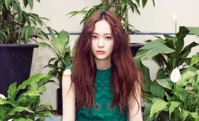 出道7年连粉丝名都没有，如今逆袭成最火女团！