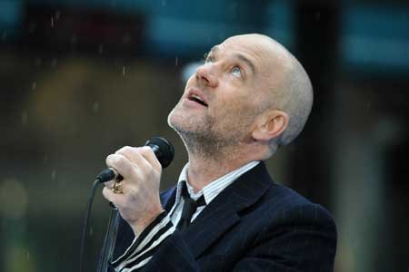 R.E.M乐队新唱片发行 主唱称用iPhone录制(图