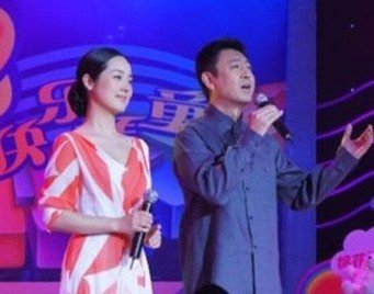 曝央视主持人杨柳妻子 周涛等女主播婚后私生活