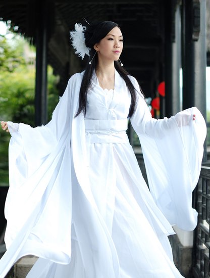 郭燕新歌《遇，不见》再现古风 恰似一场穿越