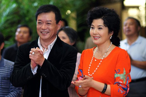 《离婚前规则》极品辣妈田岷玩狠 令迟志强倾心