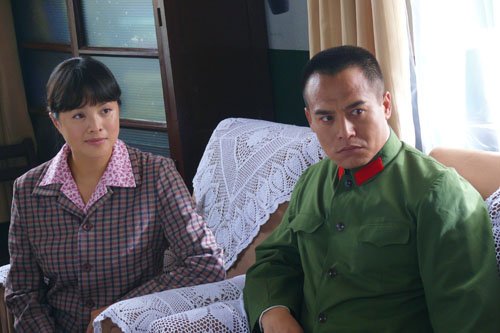 《十一级台阶》全国热播 沙溢黑子对手戏看点足