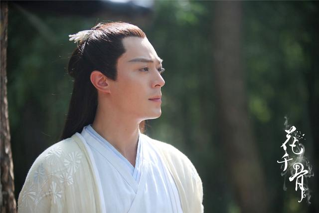 《花千骨》收视惊艳 制片人称等霍建华半年