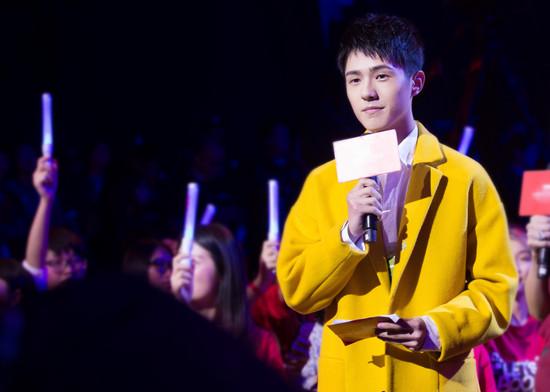 刘昊然再跨界当主持 多番突破进步不设限