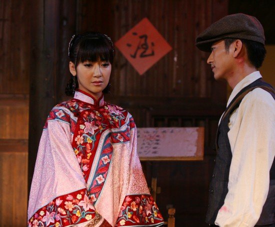 《就想赖着你》热播 陈紫函遭袁文康浪漫表白