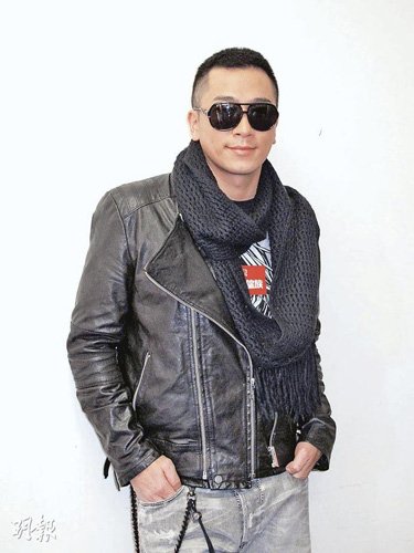 吴卓羲否认遭张馨予管束 谈床照：人都有过去