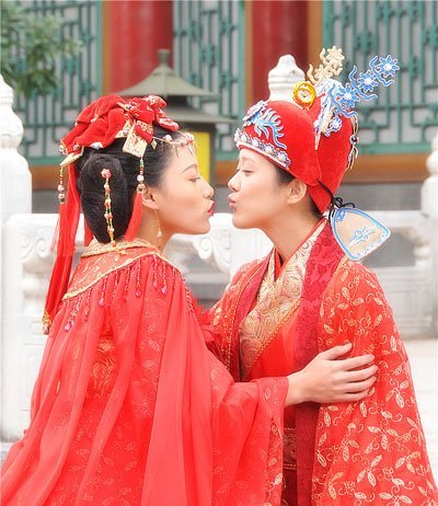 蔡蝶《刁蛮俏御医》倒追张娜拉 举行别样婚礼