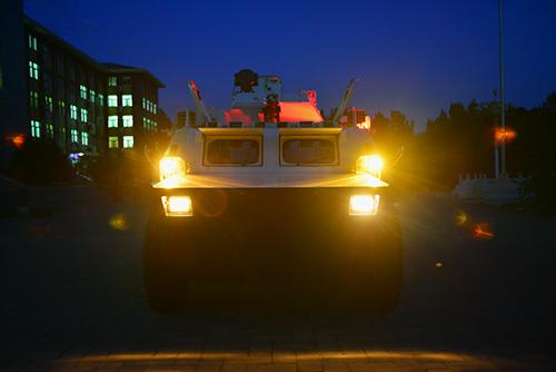 《神鹰反恐特战队》曝机密装备 被赞很拉风