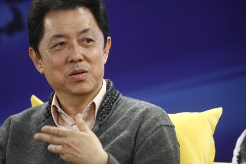 小沈阳 朱延平 做客聊《大笑》 爆遇困境自虐_