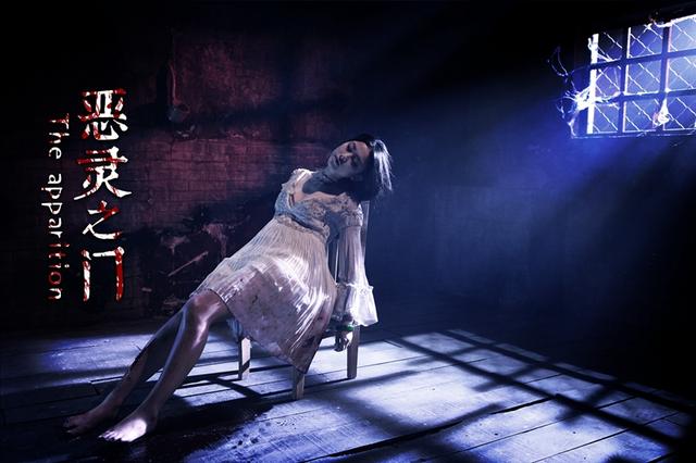 《恶灵之门》今日上映 恐怖感爆棚90后齐赞