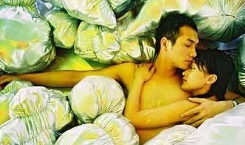 女星为床戏艺术大尺献身 陈坤与赵薇周迅轮流