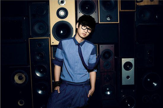 汪苏泷《第一首情歌》MV首播 大胆挑战姐弟恋