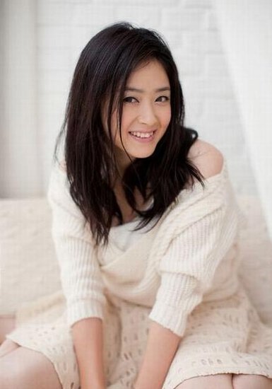 蒋欣《女刑警李春春》深圳热拍 新剧再演强势女