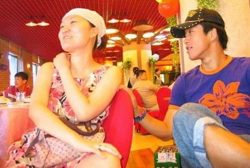 假称能买低价房和车 27名文体明星被骗5500万