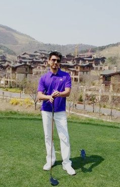 陈保元横店拍戏度假两不误 绿色健身动起来