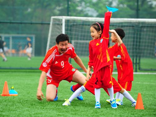 郝海东回应与米卢结怨 联手执教《中国足球梦