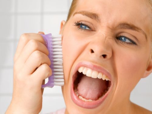 小心!这样去角质皮肤最伤脸 - 美容护肤 - 试尚网