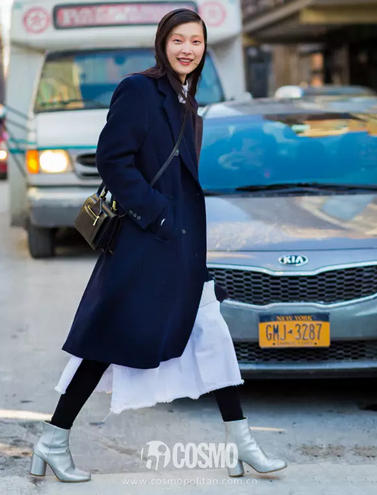 比小白鞋还百搭 怪不得时装精都爱这双鞋！