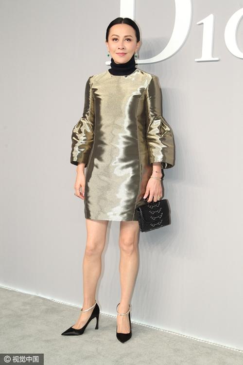 今天穿什么:把金属感穿的好看 你需要知道这几