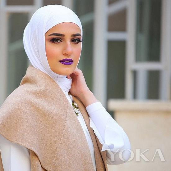 3. Dalal AlDoub  ���������YouTube����ױ�����ṩ�˸��ָ�������Ƶ��������Ʒ����ʵ���⡢��ױ�̳̣�������ǿ������Ƥ���Ļ������ɡ�  Instagram�˺ţ�dalalid