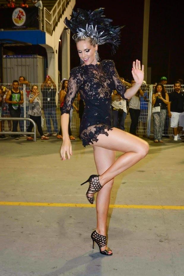 10个维多利亚的小秘密,让我轻轻的告诉你_时尚