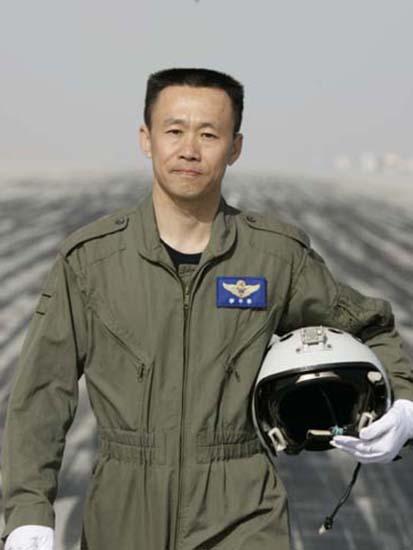 <em>2014男</em>朋友标准出台 你能达标几项?_时尚_腾