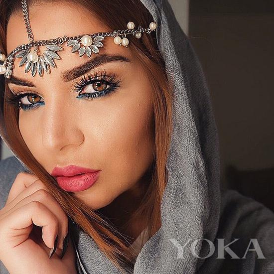 4. Eljammi Gozalli  Eljammi Gozalli�Ĳ��ͺ��罻��վȫ�����Ǹ������ס����͡���ױ�Ľ��顣  Instagram�˺ţ�eljammi