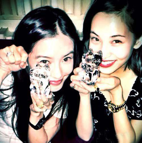 别羡慕混血萝莉啦 她们老得快这事我会说?