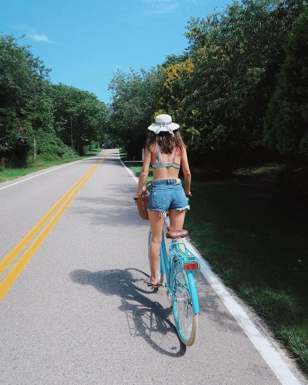 这些风格多样的单品 都可以拿来配你的牛仔