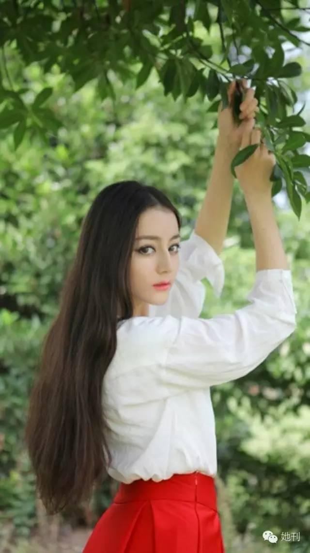 迪丽热巴 你的衣品比精神状况靠谱多了