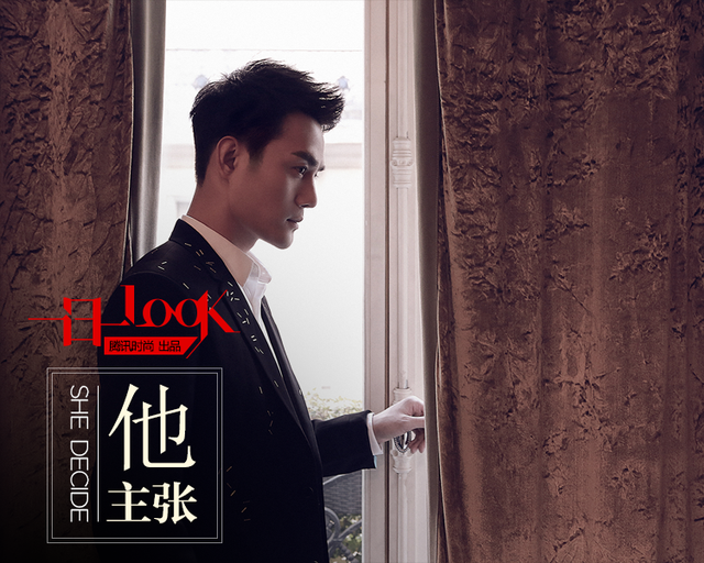 王凯白衬衣黑西装 你的俊朗伯爵已上线(组图)