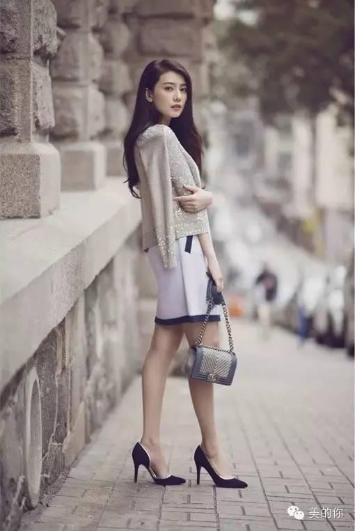 年近40却美如少女,她才是最会穿衣服的国内女