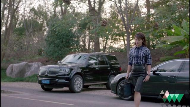 刘涛暴露“游泳圈” <wbr>原来女明星也有这样的身材缺陷 刘涛暴露“游泳圈” 原来女明星也有这样的身材缺陷