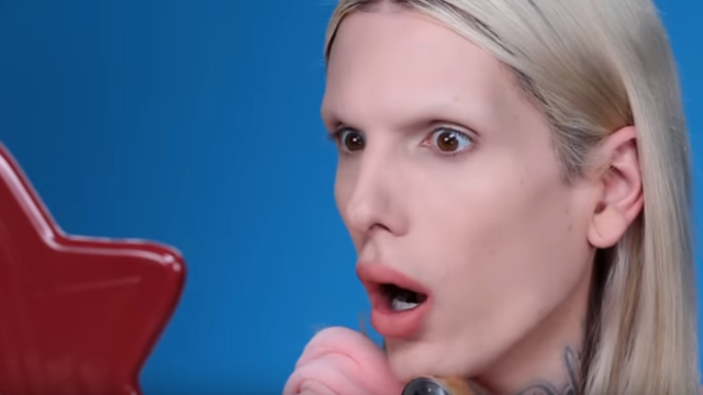 福布斯富豪榜的美妆博主,年赚百万美元,但其实