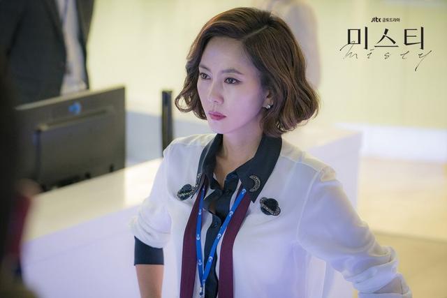 霸气| 靠高分韩剧《迷雾》再次爆红!谁能想到她竟47岁了_时尚_腾讯网