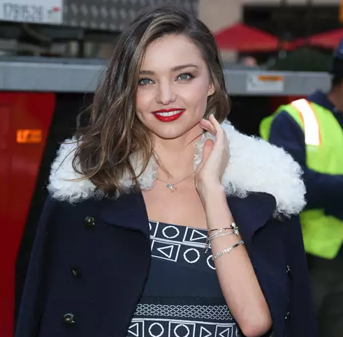 终于解决了世纪难题 圆脸妹子发型看这里_时尚