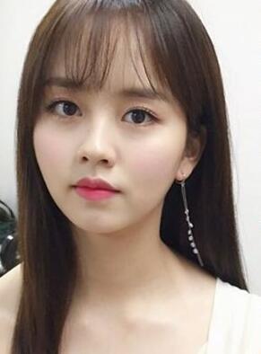 八公举:空气刘海成条形码 朴信惠你怎么办?