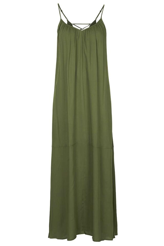 一条吊带连衣裙够你从夏In到秋