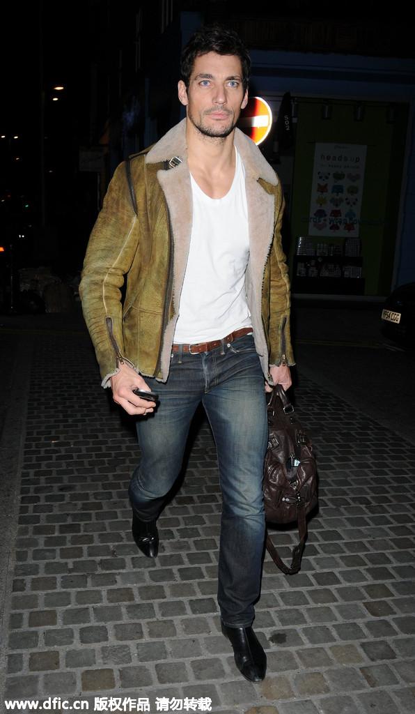 没有大卫-甘迪的极品身材 起码学学他的穿搭_时尚_腾讯网